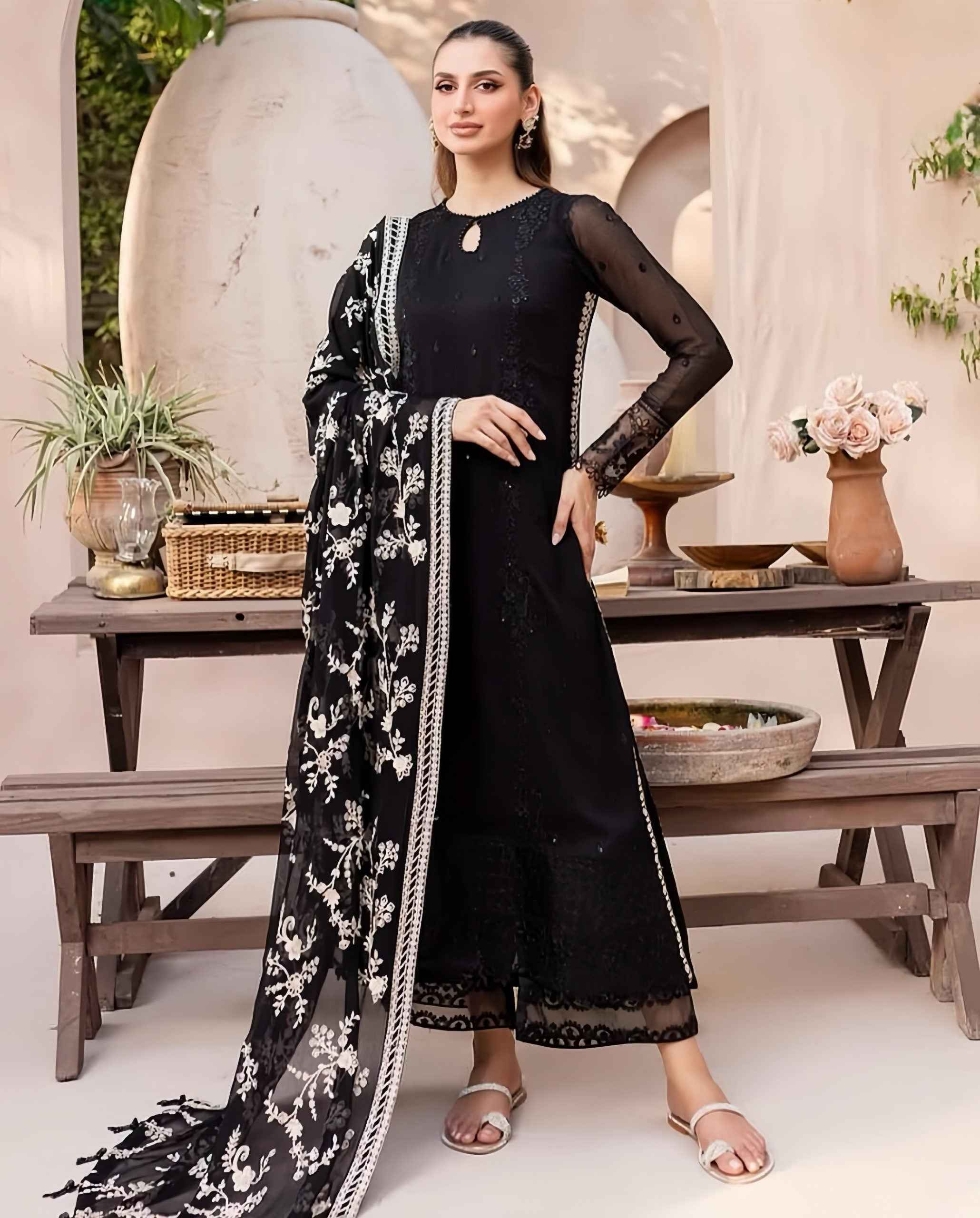Moonlight Black - Zarmia Luxury Pret
